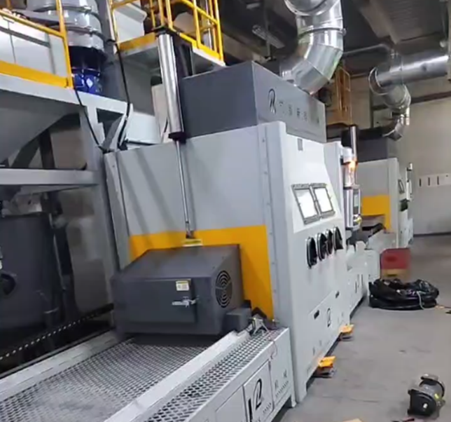 仙桃抛丸机 vs 喷砂机：工业清理该怎么选？